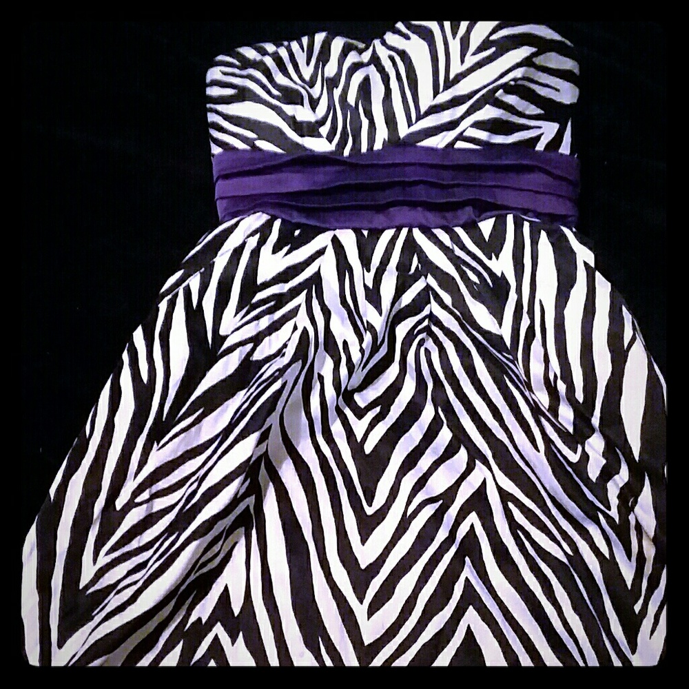 Strapless zebra print dress